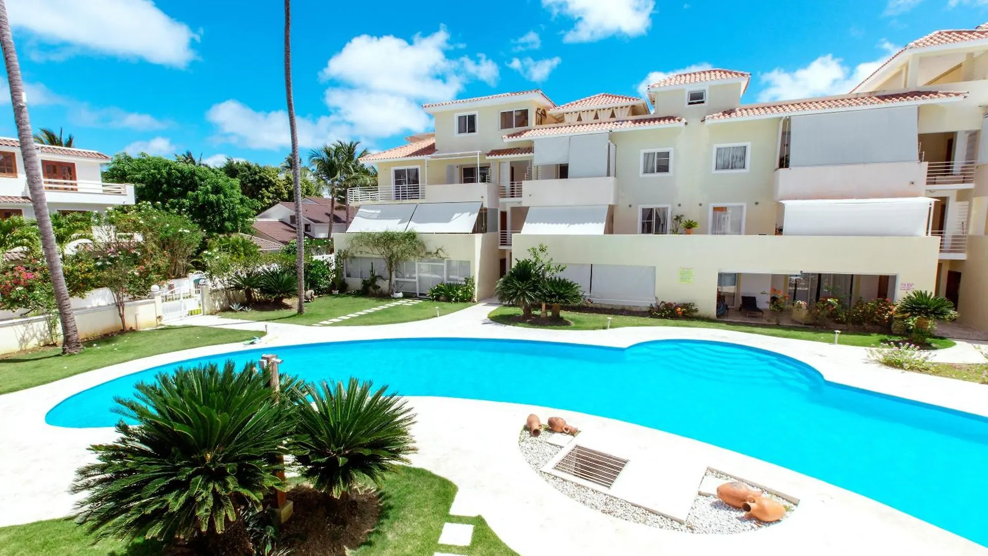 Aventura Villas Los Corales Beach And Spa Punta Cana Hotel